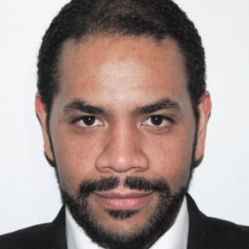 Danny Frias. Psiquiatra. Centro Mindplace Parla